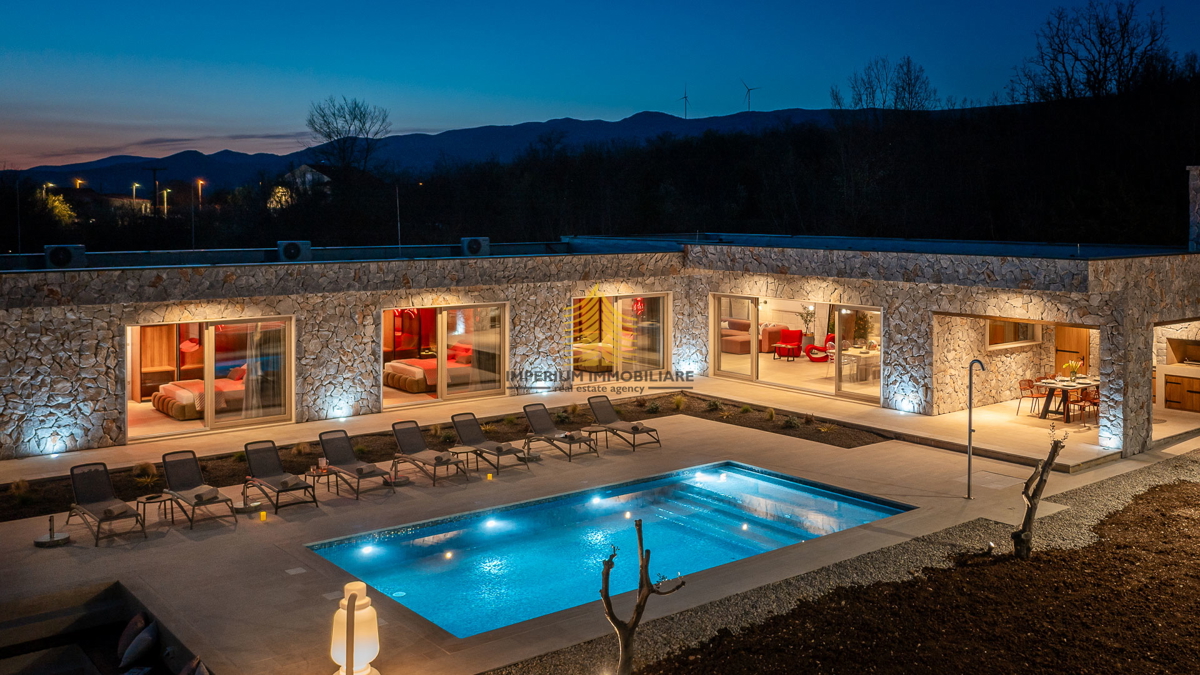 Hiša, Prodaja, Prisoje, 240 m2, Samostojna