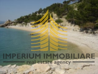 Zemljišče, prodaja, Omiš, 752 m2, zazidljivo zemljišče