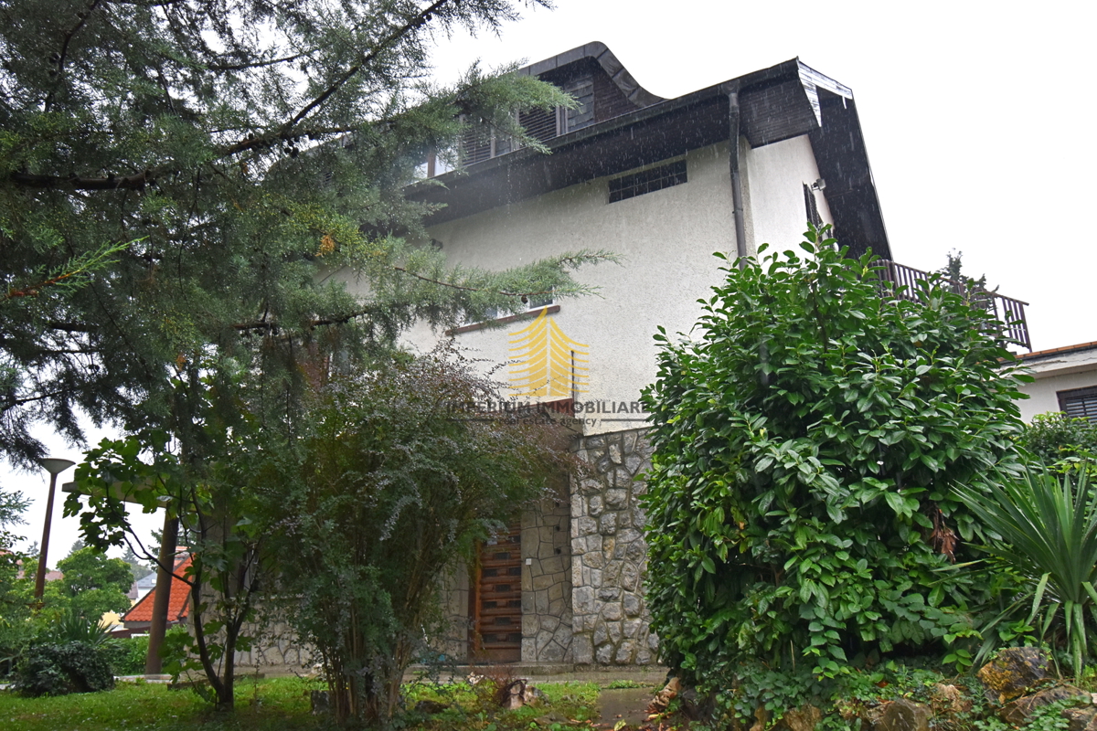 Hiša, Prodaja, Gornji Grad - Medveščak, Gornji grad, 300 m2, Samostojna
