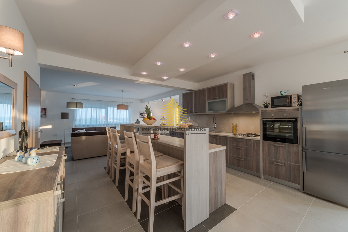 Hiša, prodaja, Sukošan, Debeljak, 251 m2, vila