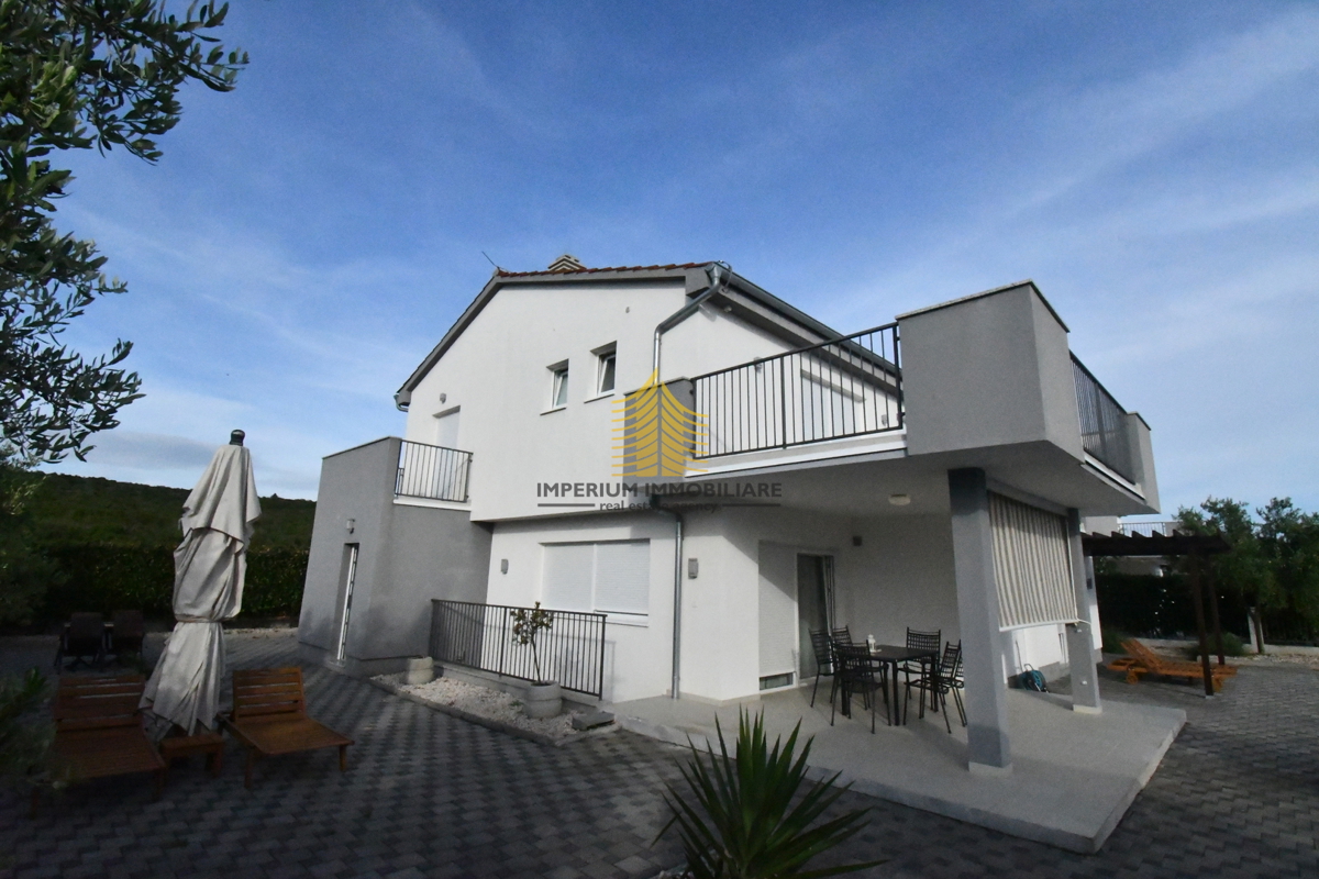 Hiša, prodaja, Sukošan, Debeljak, 251 m2, vila