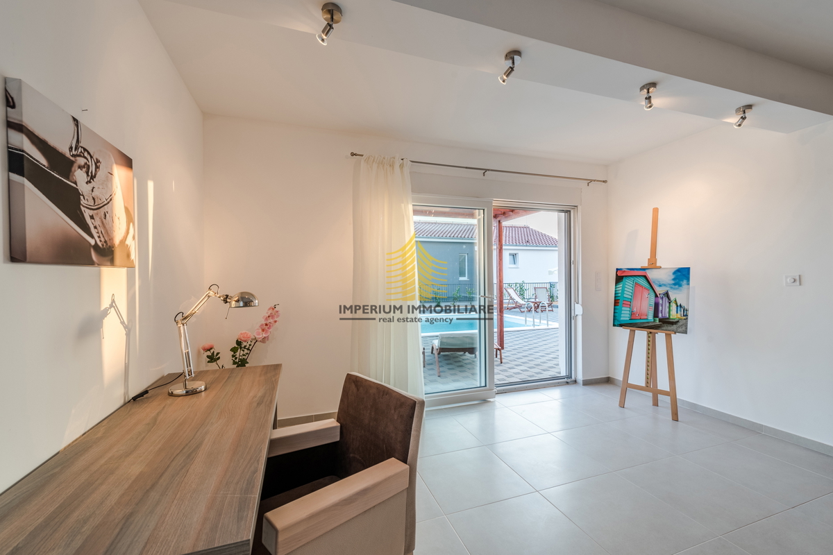 Hiša, prodaja, Sukošan, Debeljak, 251 m2, vila