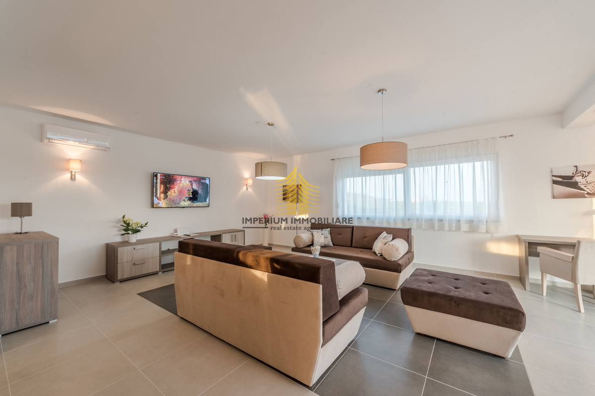 Hiša, prodaja, Sukošan, Debeljak, 251 m2, vila