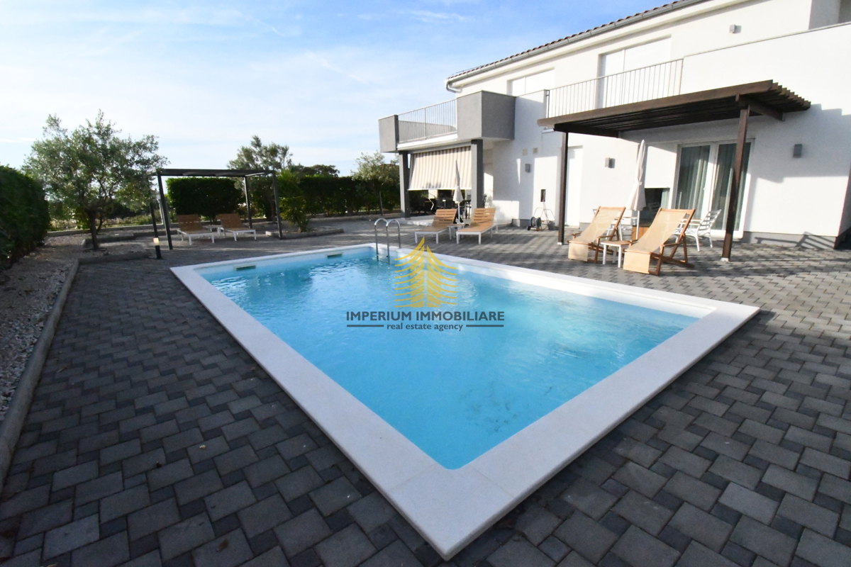 Hiša, Prodaja, Sukošan, Debeljak, 188 m2, Vila