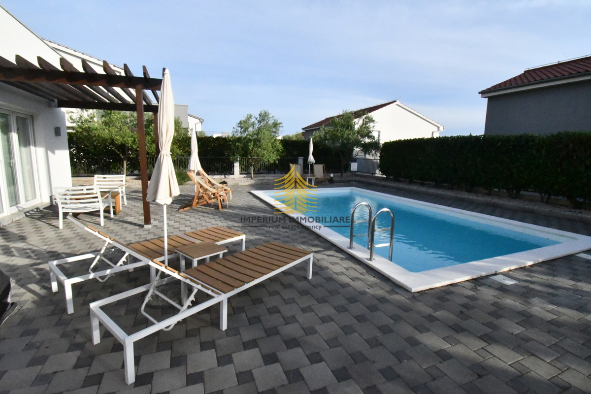 Hiša, Prodaja, Sukošan, Debeljak, 188 m2, Vila