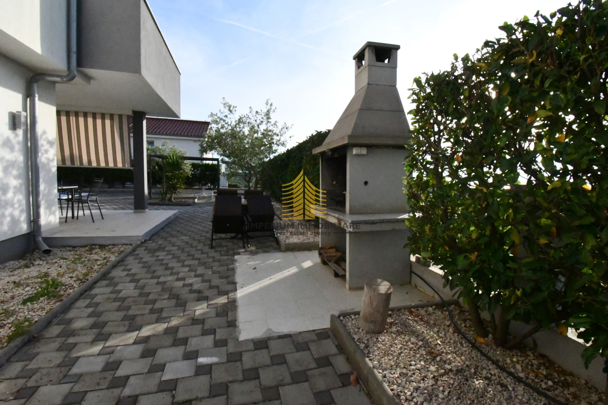 Hiša, Prodaja, Sukošan, Debeljak, 188 m2, Vila