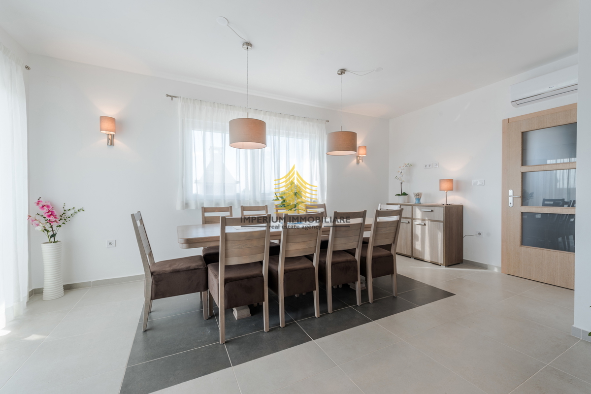 Hiša, Prodaja, Sukošan, Debeljak, 188 m2, Vila