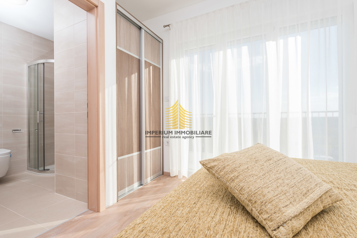 Hiša, Prodaja, Sukošan, Debeljak, 188 m2, Vila