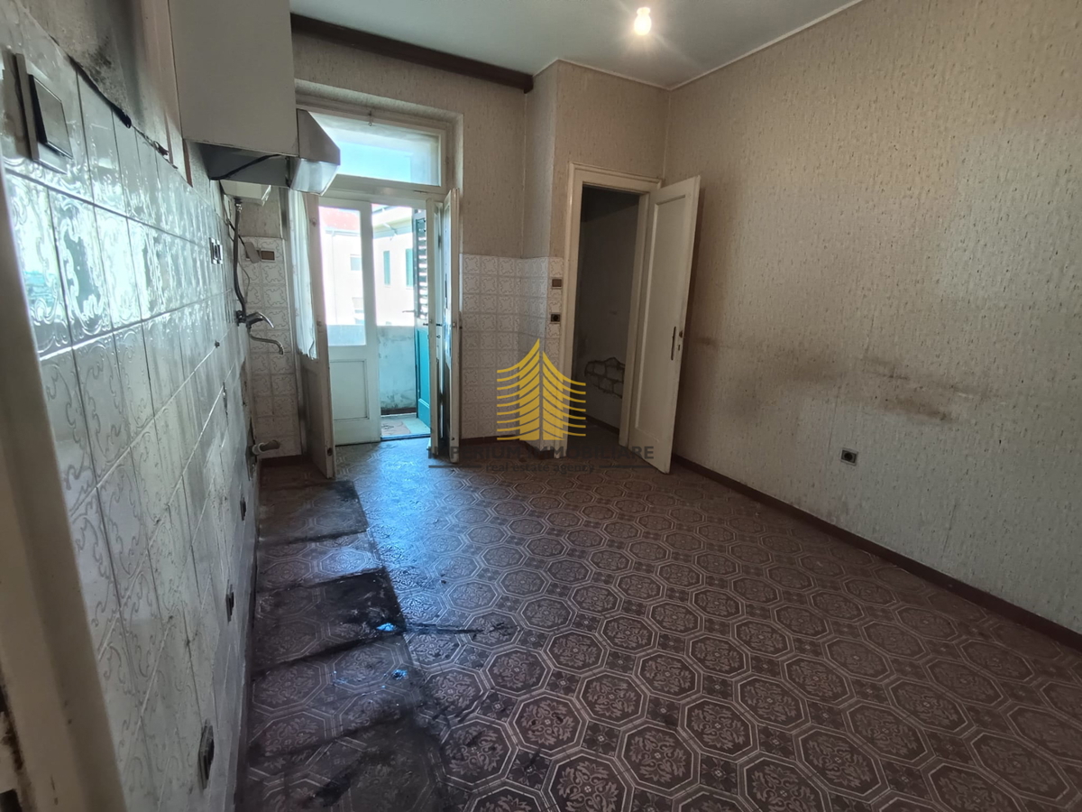 Stan, prodaja, Split, Gripe, 65 m2, 2,5-prostorsko (2P+DB)