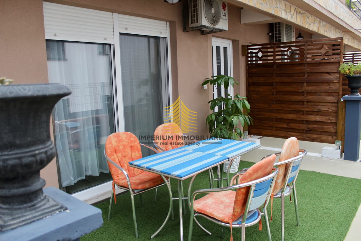 Stan, Prodaja, Okrug, Okrug Gornji, 68 m², 2,5-prostorska stanovanje (2P + DPN)