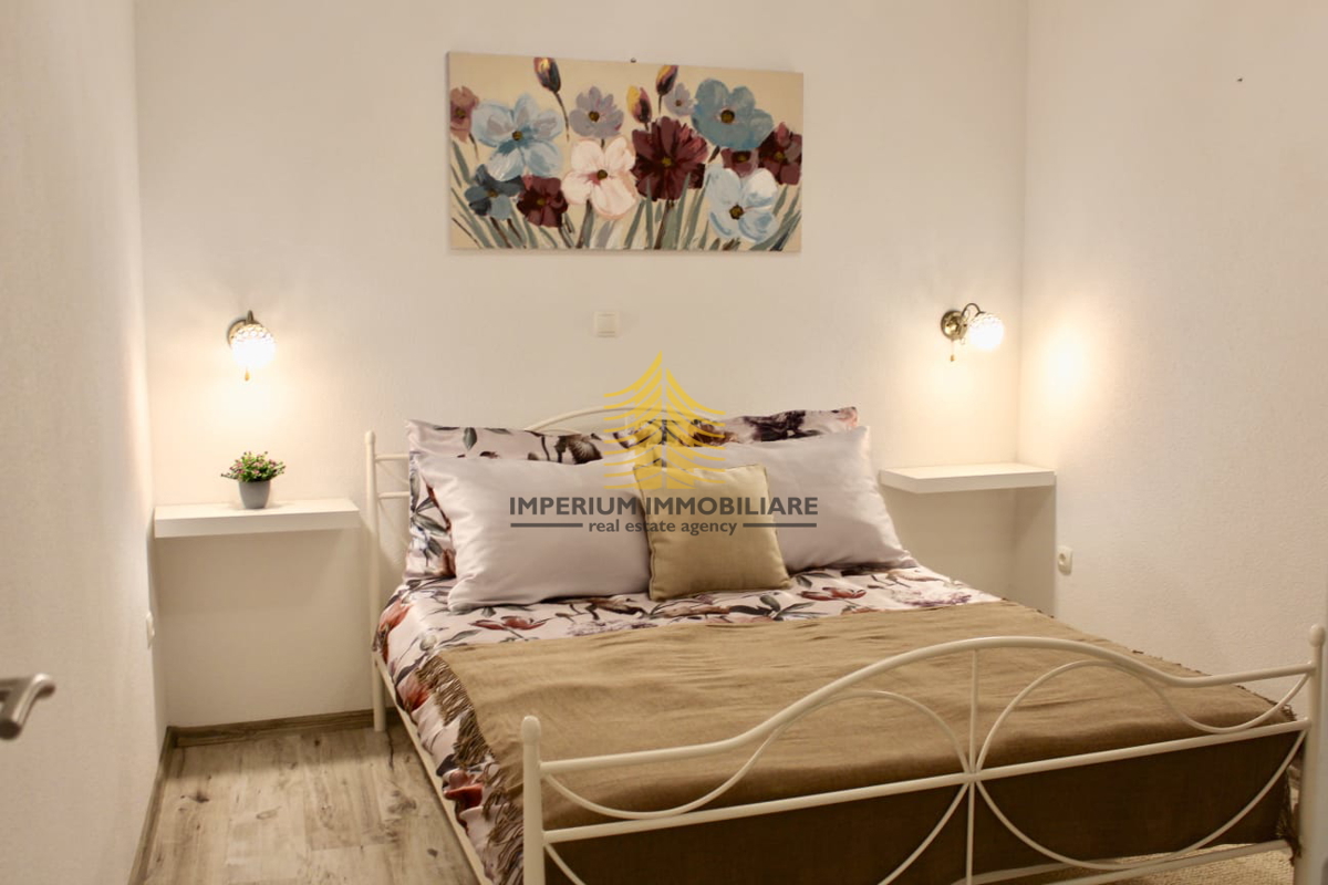 Stan, Prodaja, Okrug, Okrug Gornji, 68 m², 2,5-prostorska stanovanje (2P + DPN)