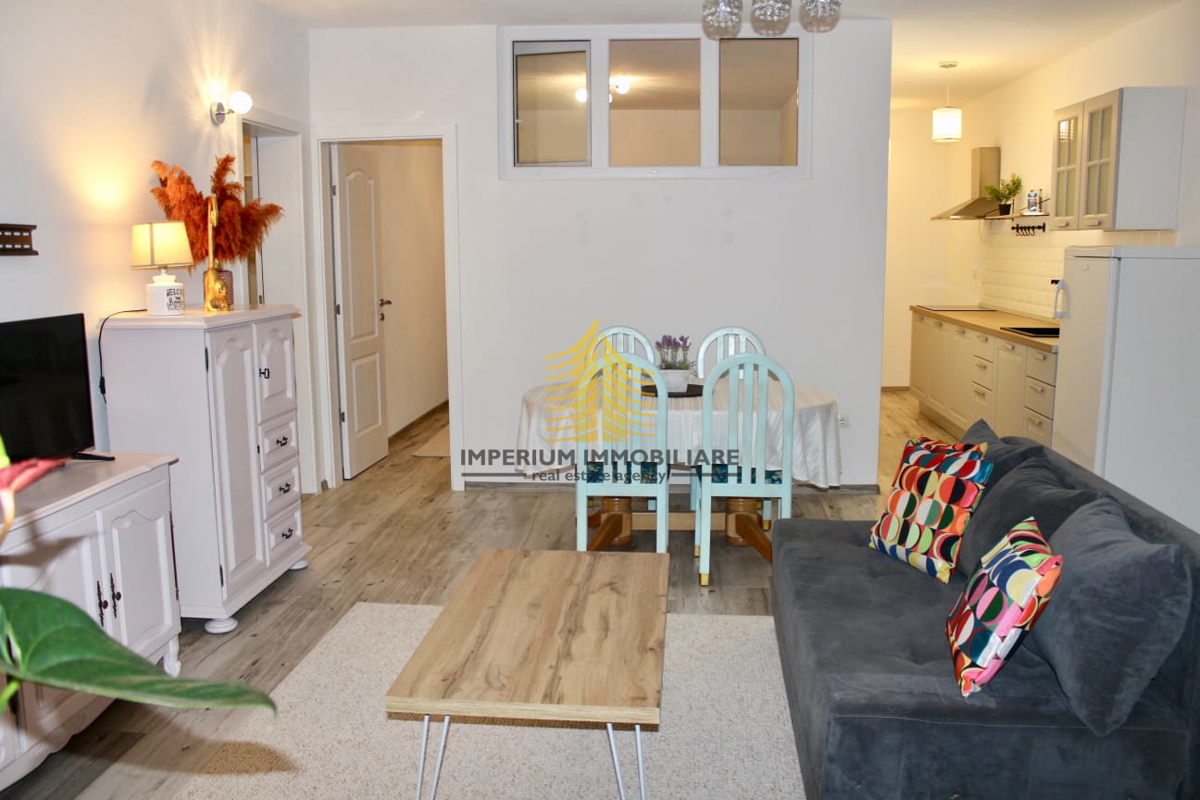 Stan, Prodaja, Okrug, Okrug Gornji, 68 m², 2,5-prostorska stanovanje (2P + DPN)