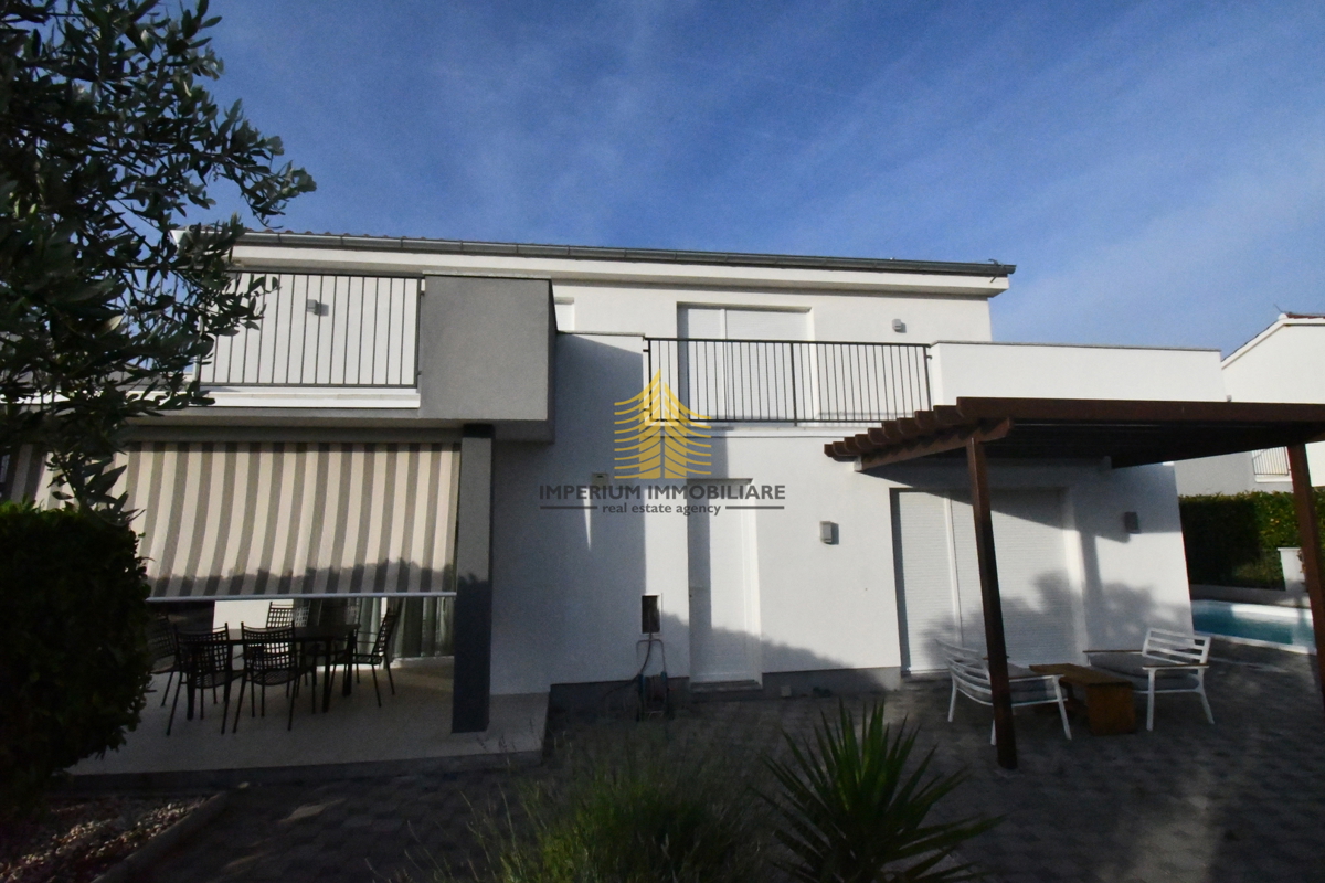 Hiša, Prodaja, Sukošan, Debeljak, 188 m2, Vila