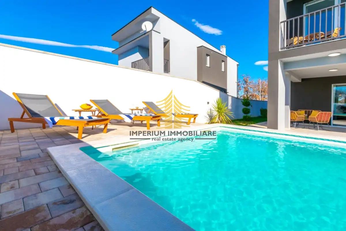 Hiša, Prodaja, Zadar in okolica, Murvica, 100 m2, V vrsti