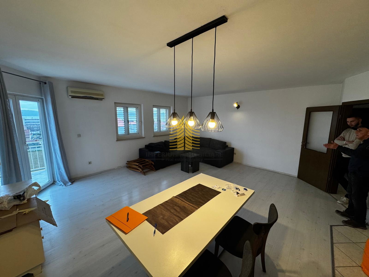 Stanovanje, prodaja, Kaštel Gomilica, 83,60 m2, 2,5-sobno (2S+DB)