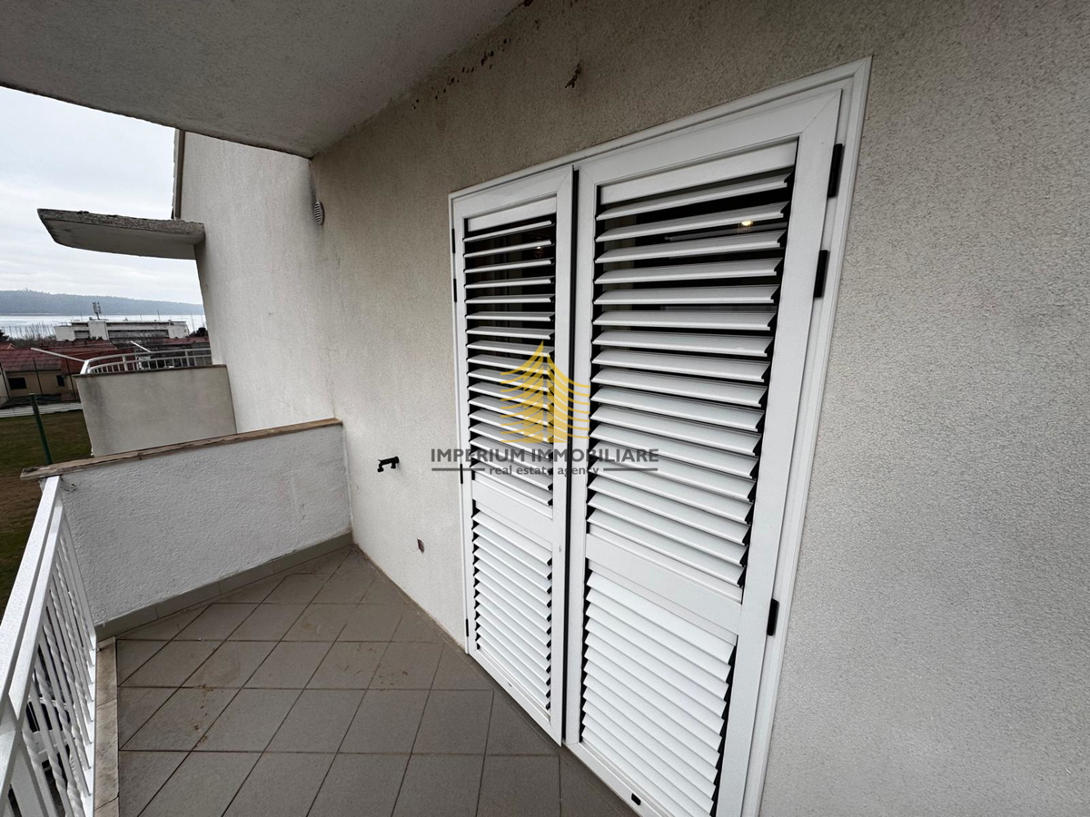 Stanovanje, prodaja, Kaštel Gomilica, 83,60 m2, 2,5-sobno (2S+DB)