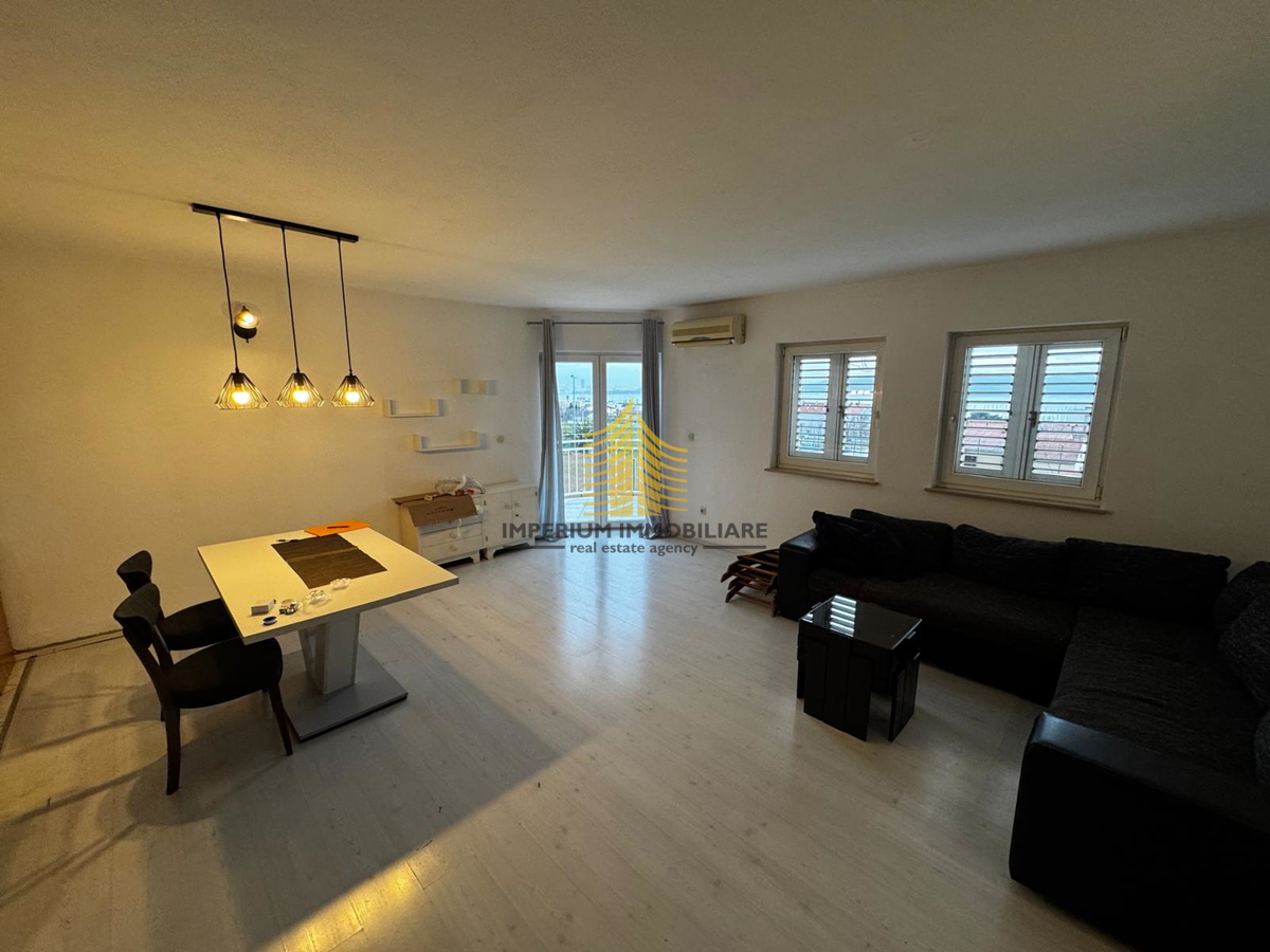 Stanovanje, prodaja, Kaštel Gomilica, 83,60 m2, 2,5-sobno (2S+DB)