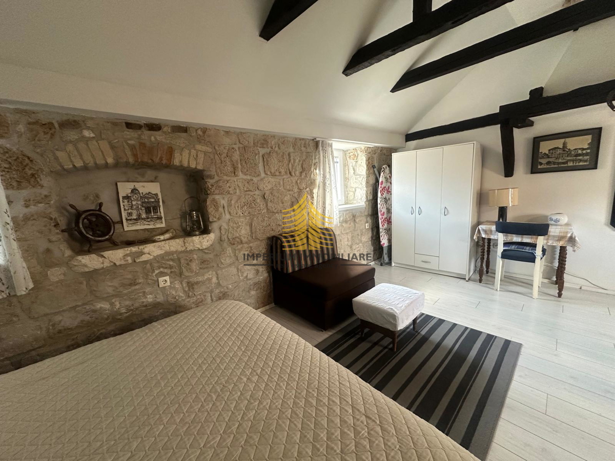 Stanovanje, prodaja, Trogir, 51,71 m2, 1,5-sobno (1S+DB)