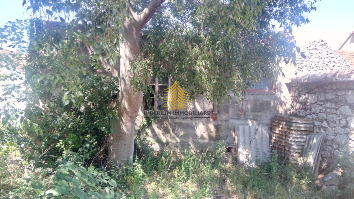 Hiša, Prodaja, Tkon, 350 m2, Samostojna