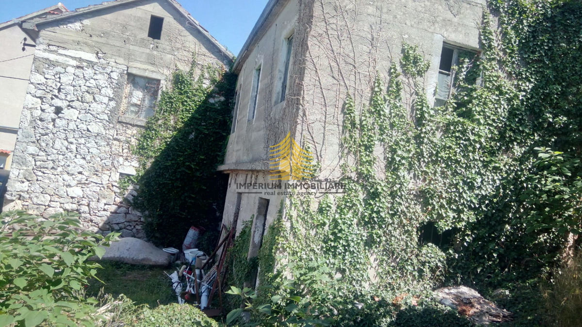 Hiša, Prodaja, Tkon, 350 m2, Samostojna