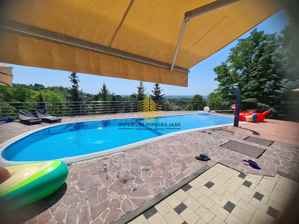 Hiša, Prodaja, Zagreb, Gajnice, 300 m2, Samostojna