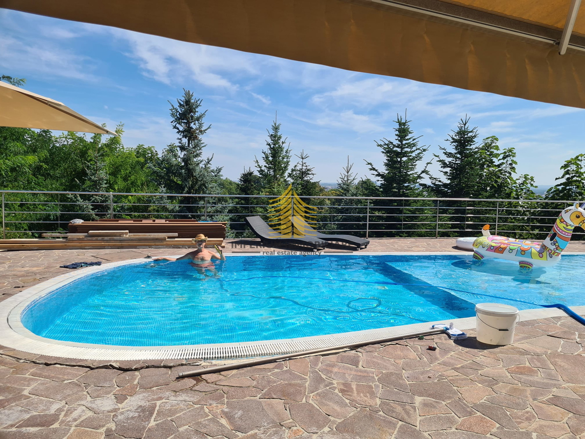 Hiša, Prodaja, Zagreb, Gajnice, 300 m2, Samostojna