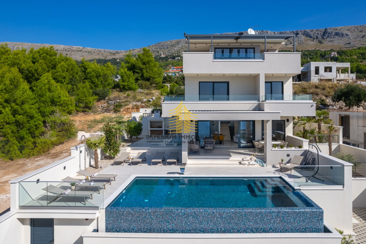 Hiša, Prodaja, Podstrana, 300m2, Vila