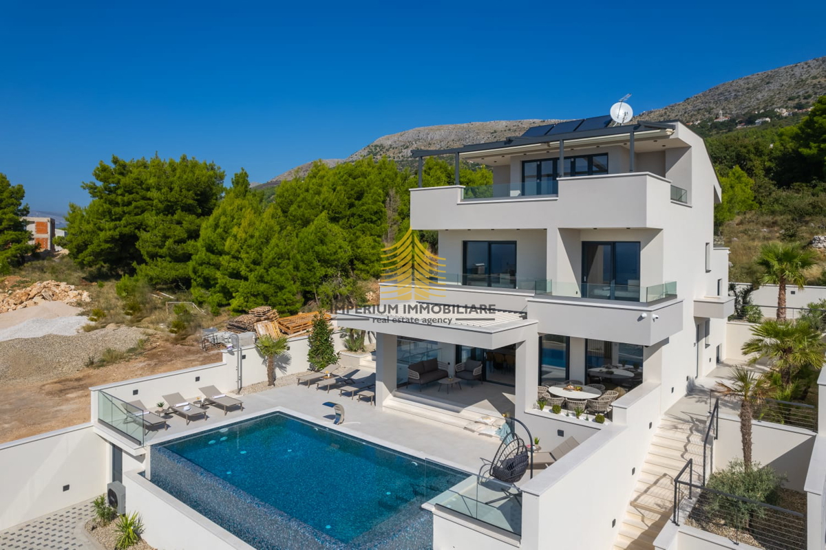 Hiša, Prodaja, Podstrana, 300m2, Vila
