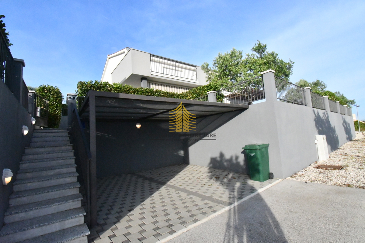 Hiša, Prodaja, Sukošan, Debeljak, 188 m2, Vila