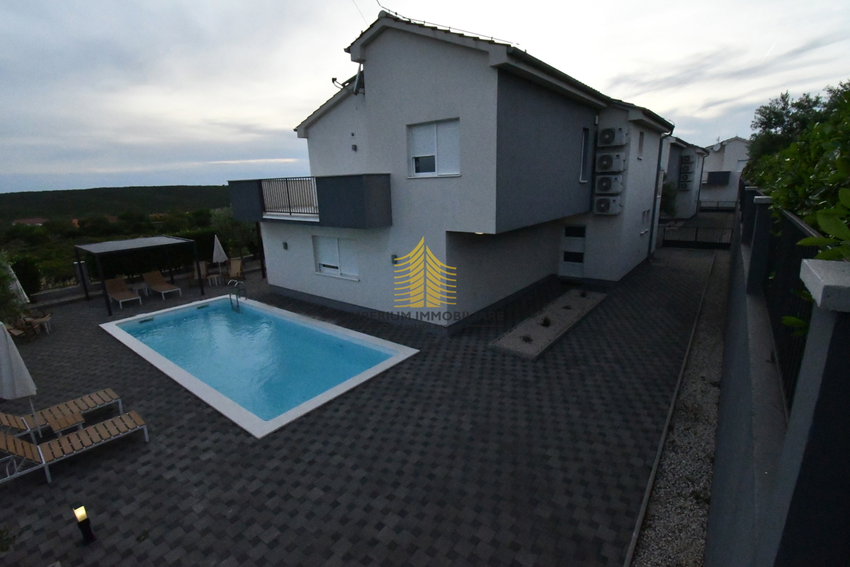 Hiša, Prodaja, Sukošan, Debeljak, 188 m2, Vila