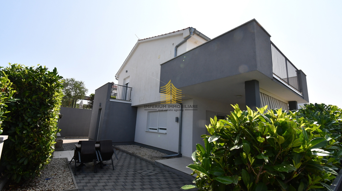 Hiša, Prodaja, Sukošan, Debeljak, 188 m2, Vila