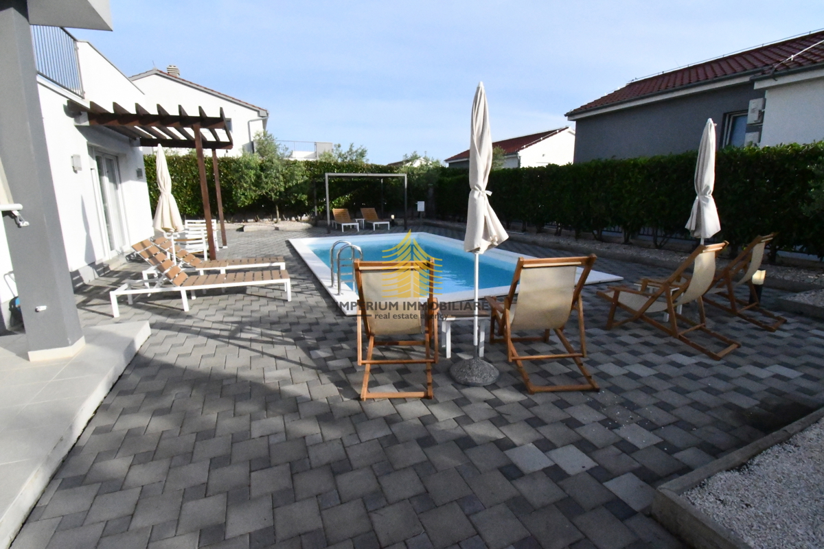 Hiša, Prodaja, Sukošan, Debeljak, 188 m2, Vila