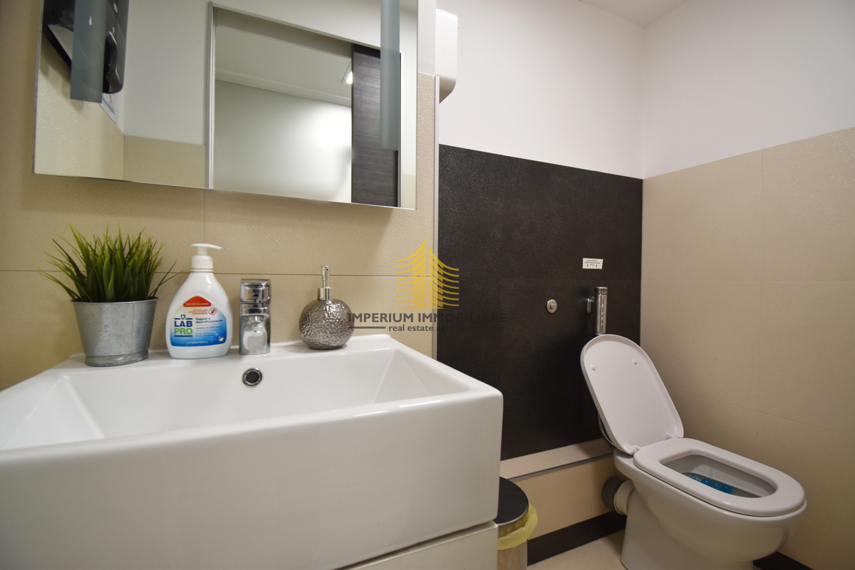 Poslovni prostor, Prodaja, Trnje, 97,87 m2, Ulični lokal