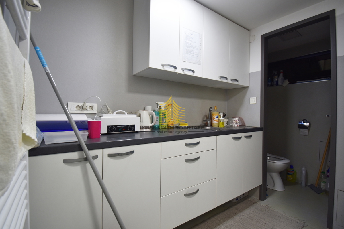 Poslovni prostor, Prodaja, Trnje, 97,87 m2, Ulični lokal