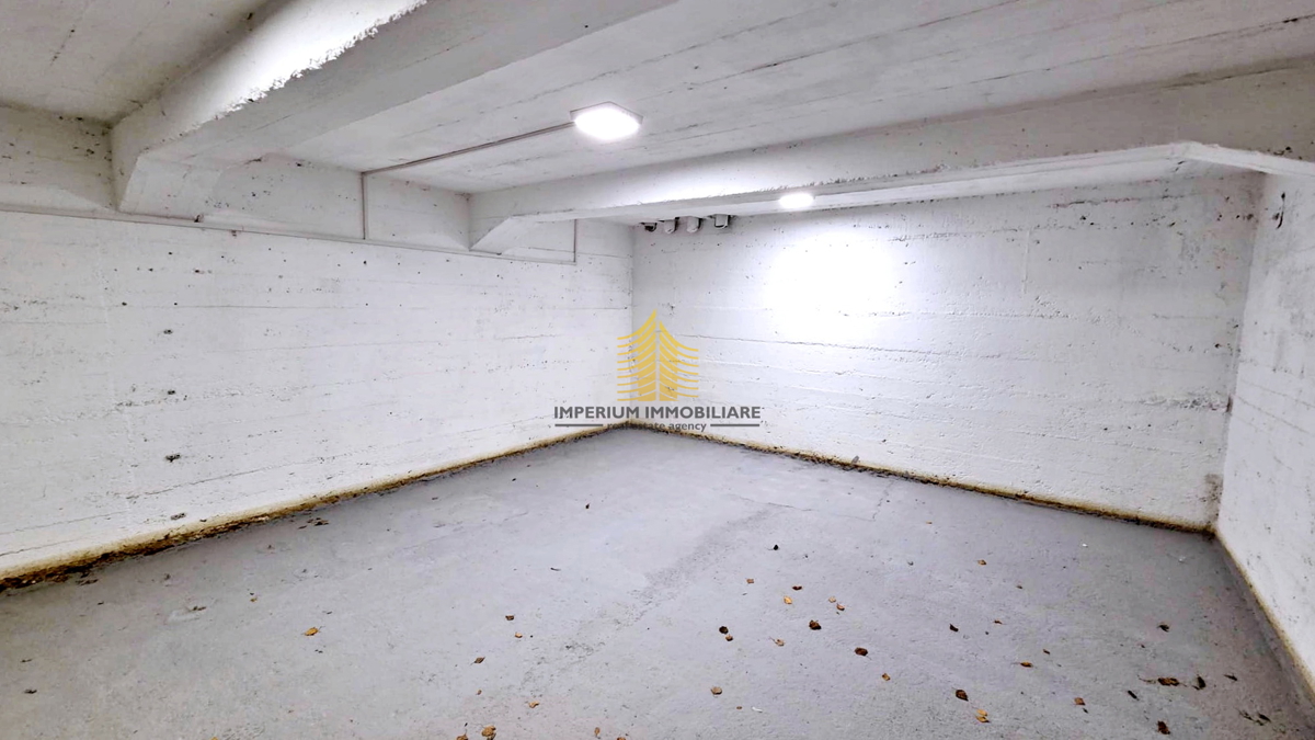 Poslovni prostor, prodaja, Samobor, Center, 631 m2, Poslovni kompleks