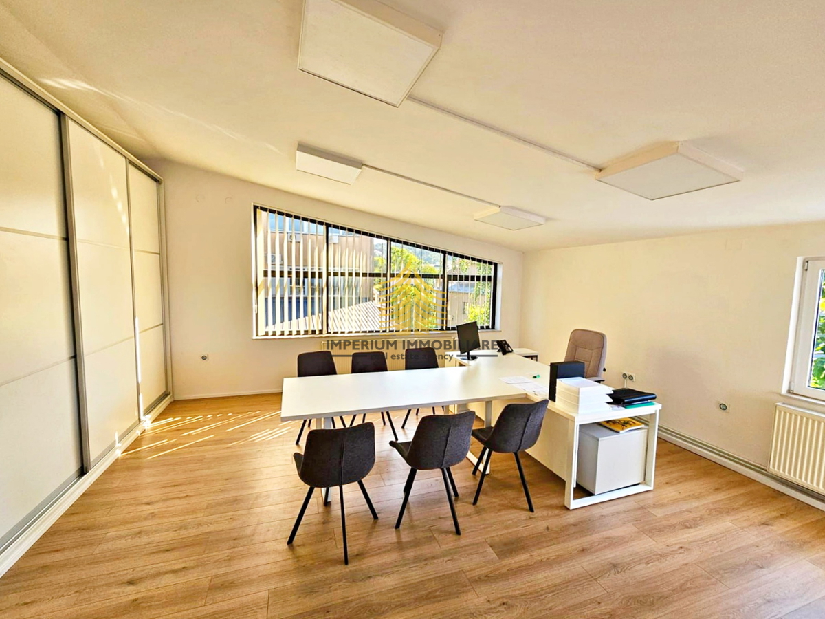 Poslovni prostor, prodaja, Samobor, Center, 631 m2, Poslovni kompleks