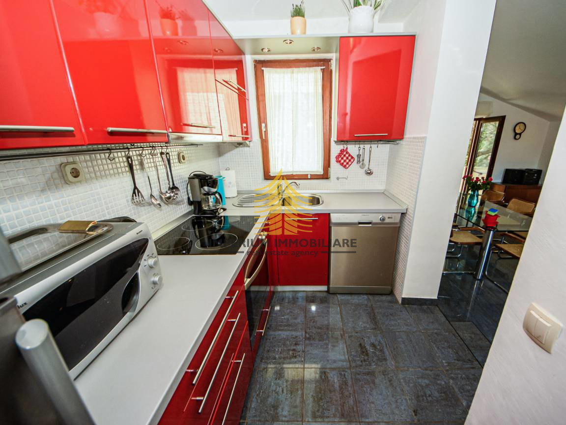 Hiša, prodaja, Supetar, 200 m2, samostojna