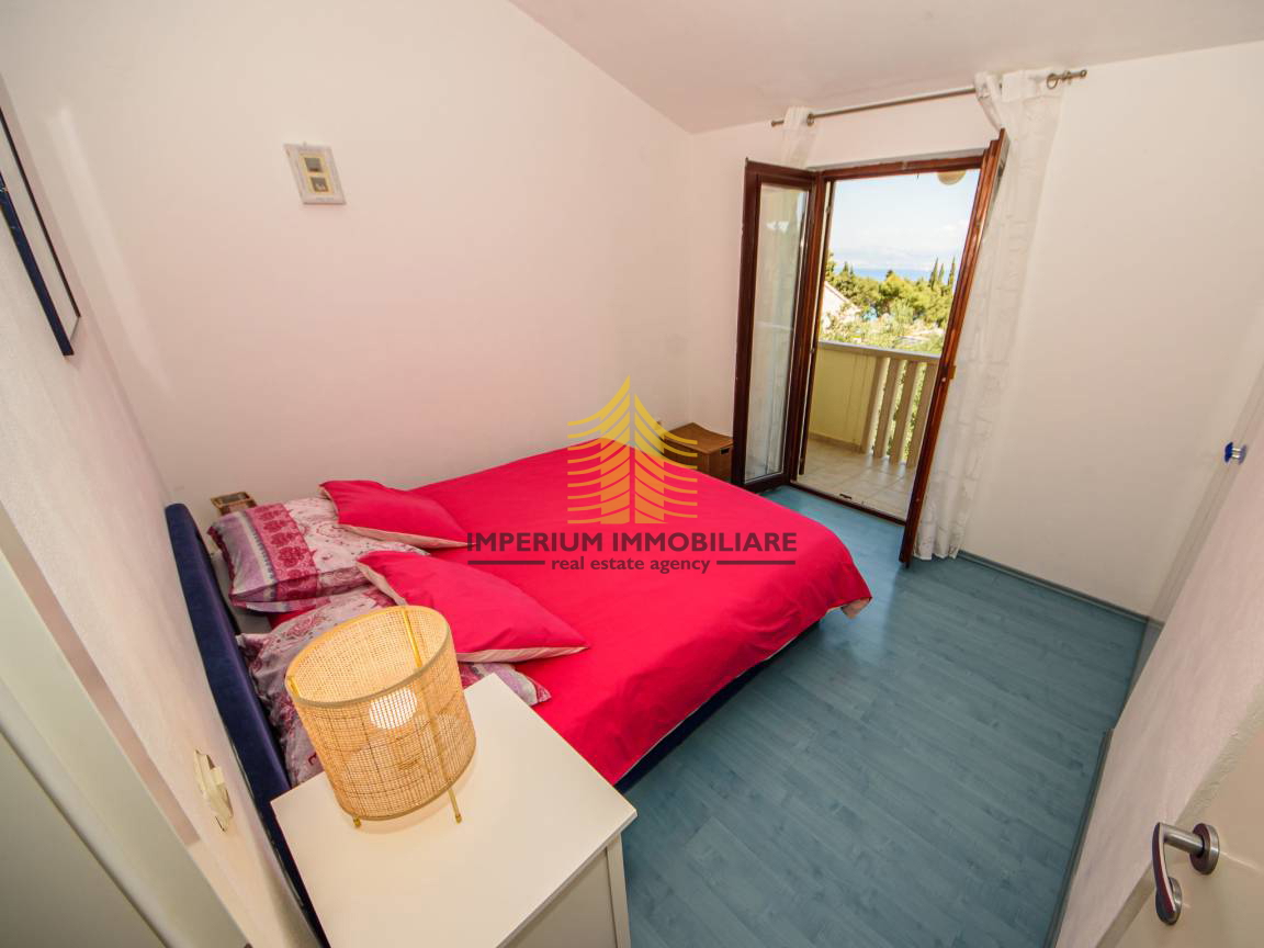 Hiša, prodaja, Supetar, 200 m2, samostojna