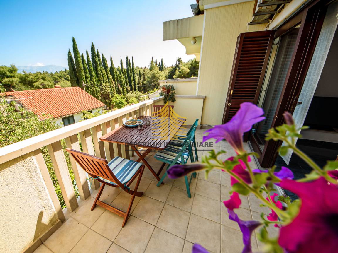 Hiša, prodaja, Supetar, 200 m2, samostojna