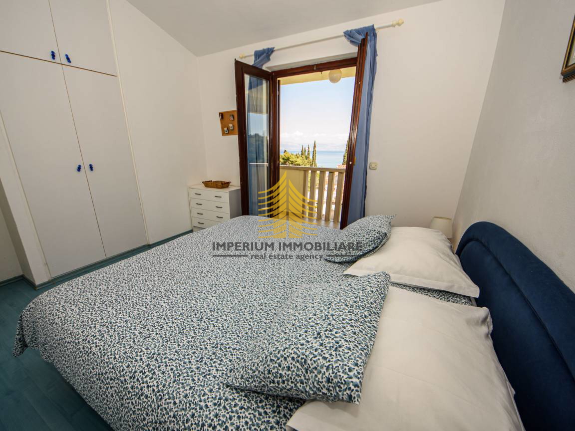 Hiša, prodaja, Supetar, 200 m2, samostojna