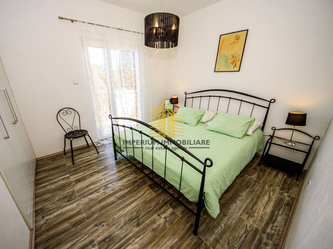 Hiša, prodaja, Supetar, 200 m2, samostojna