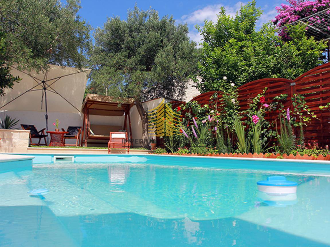 Hiša, prodaja, Supetar, 200 m2, samostojna