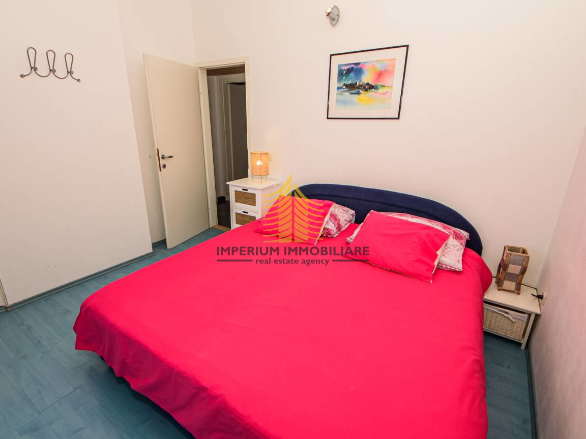 Hiša, prodaja, Supetar, 200 m2, samostojna