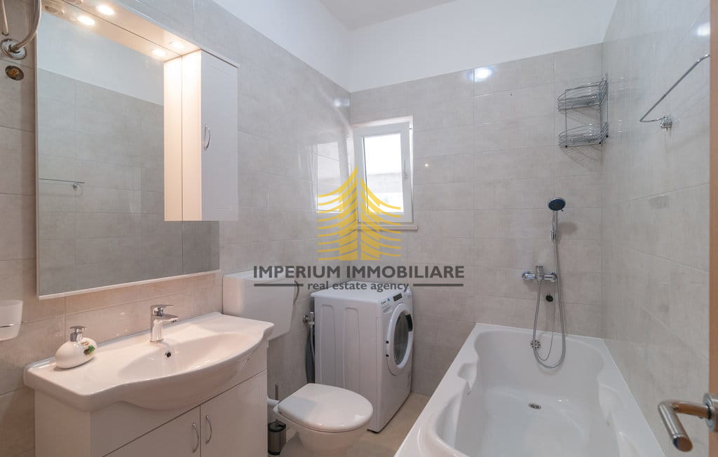 Hiša, prodaja, Splitska, 480 m2, samostojna