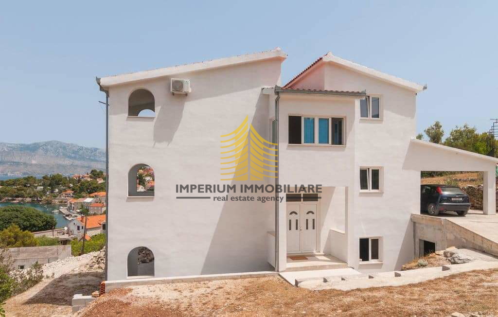 Hiša, prodaja, Splitska, 480 m2, samostojna