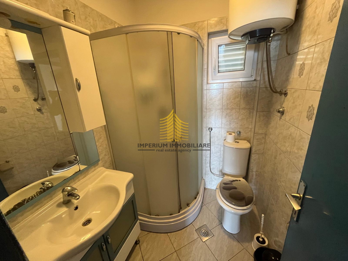 Hiša, prodaja, Kaštel Sućurac, 310 m2, samostojna