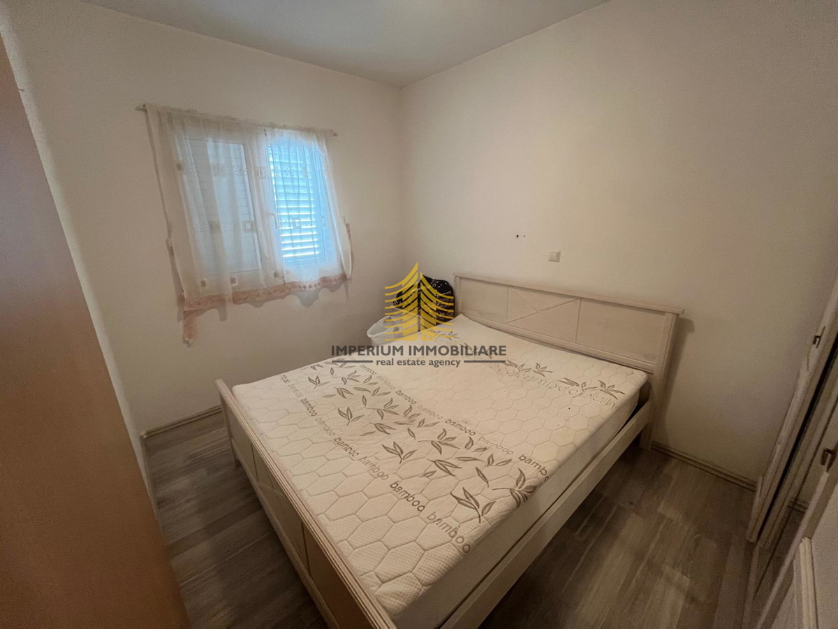 Hiša, prodaja, Kaštel Sućurac, 310 m2, samostojna