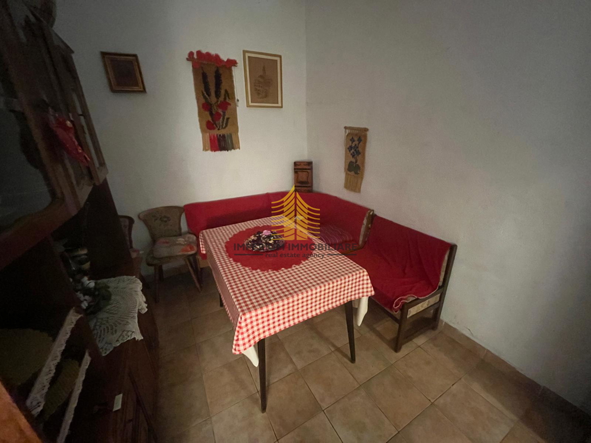 Hiša, prodaja, Kaštel Sućurac, 310 m2, samostojna