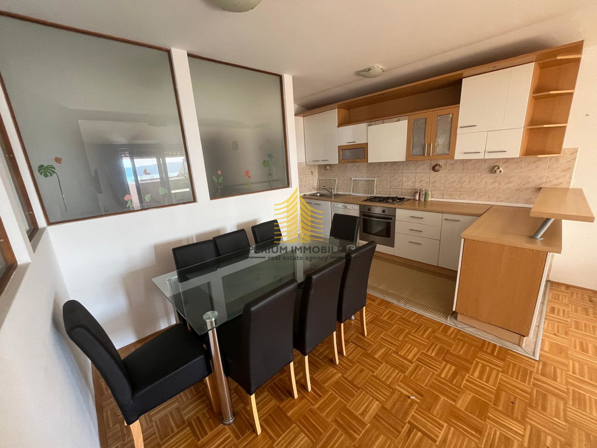 Hiša, prodaja, Kaštel Sućurac, 310 m2, samostojna