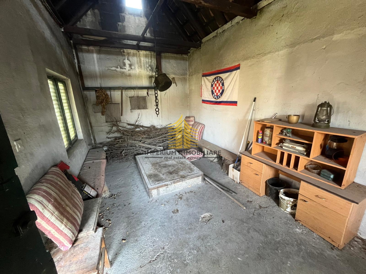 Hiša, prodaja, Kaštel Sućurac, 310 m2, samostojna